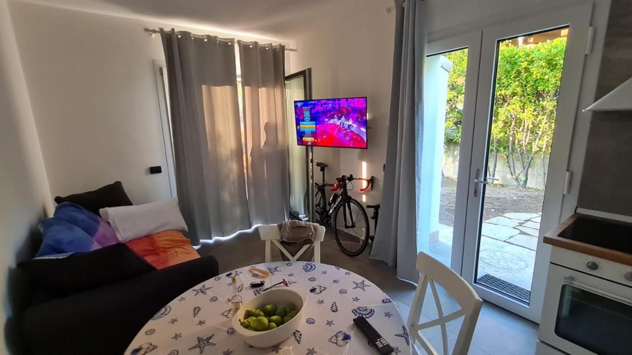 I Laghee Casette Breva E Tivano -Garden-Parking-Lake View - Bike Friendly Holiday House كوليكو المظهر الخارجي الصورة