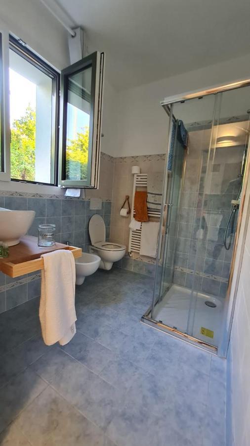 I Laghee Casette Breva E Tivano -Garden-Parking-Lake View - Bike Friendly Holiday House كوليكو المظهر الخارجي الصورة