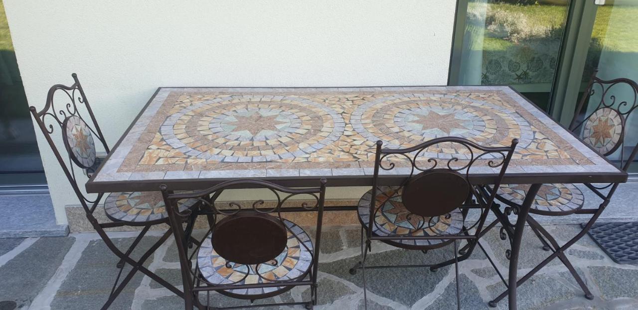 I Laghee Casette Breva E Tivano -Garden-Parking-Lake View - Bike Friendly Holiday House كوليكو المظهر الخارجي الصورة